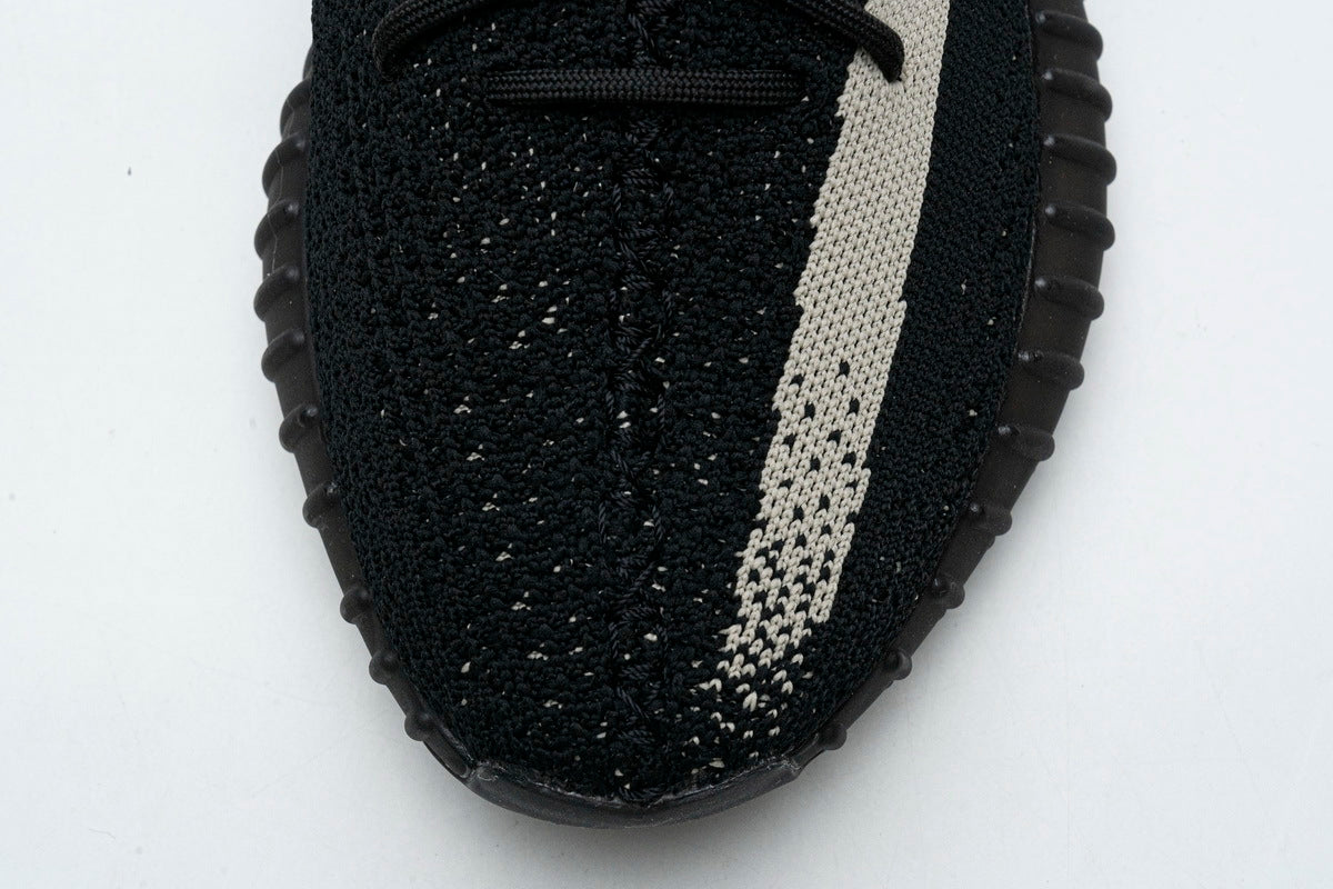 Yeezy Boost 350 V2 Core Black/White BY1604