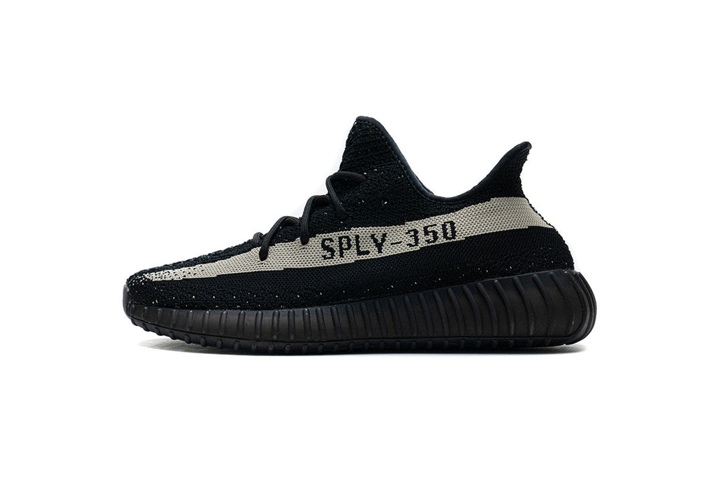 Yeezy Boost 350 V2 Core Black/White BY1604