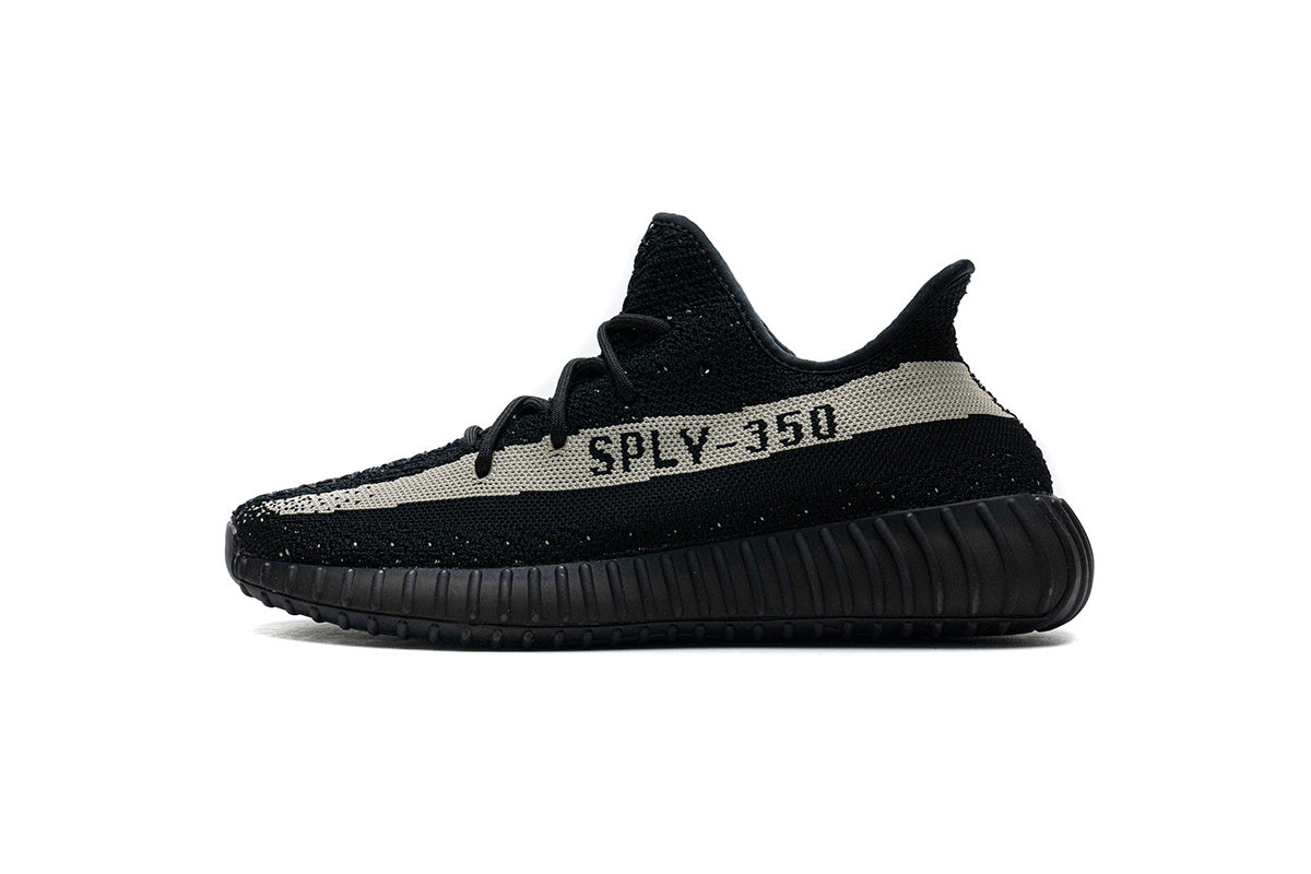 Yeezy Boost 350 V2 Core Black/White BY1604