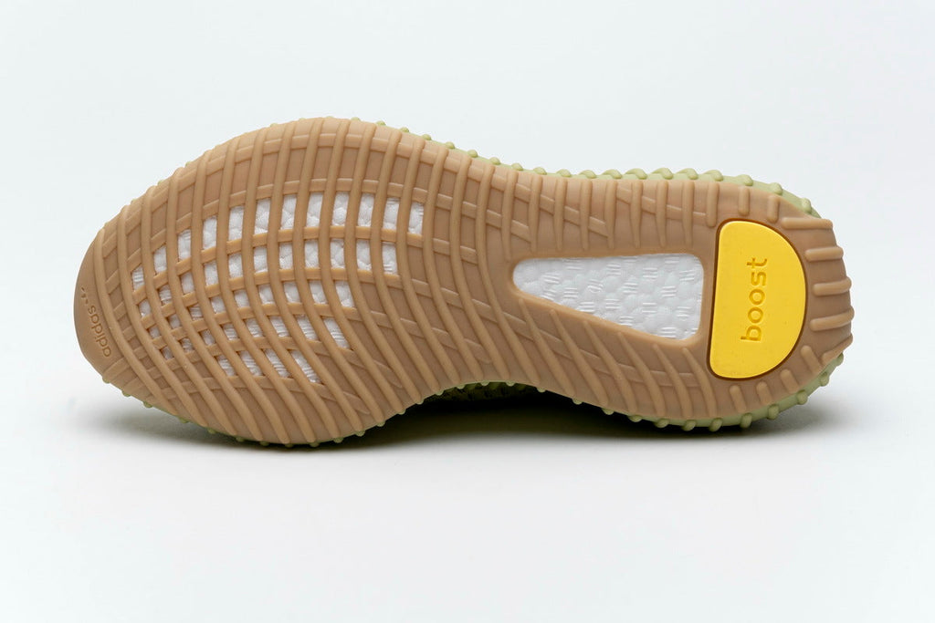 Yeezy Boost 350 V2Sulfur FY5346