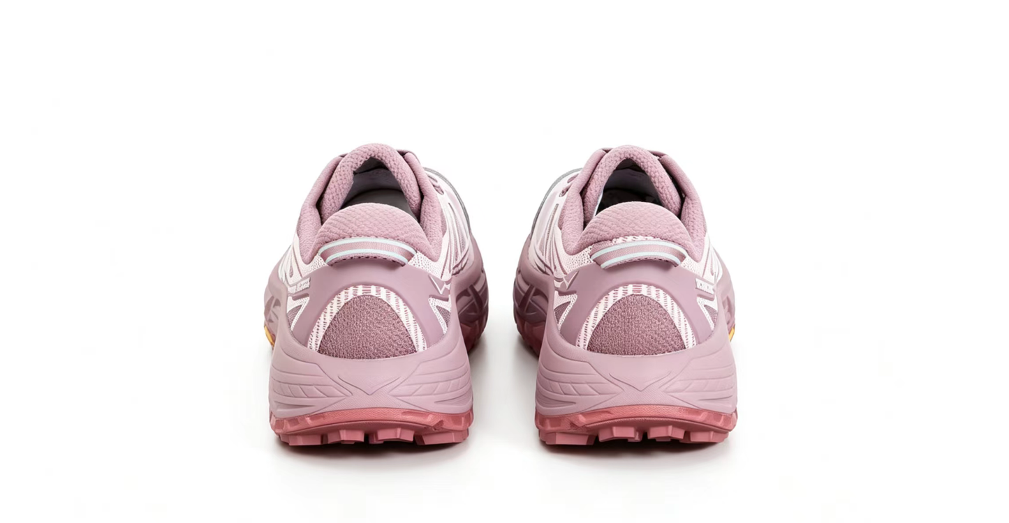HOKA ONE ONE Mafate 2 – Pink Trail Adventure